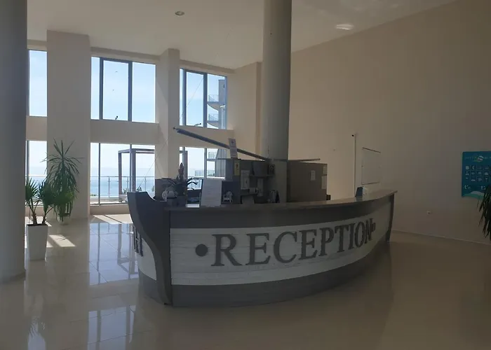 Silver Terace With Sea View For 4 Person