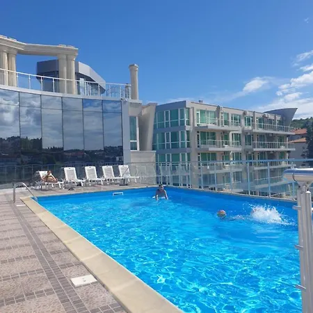 Silver Terace With Sea View For 4 Person Appartamento *