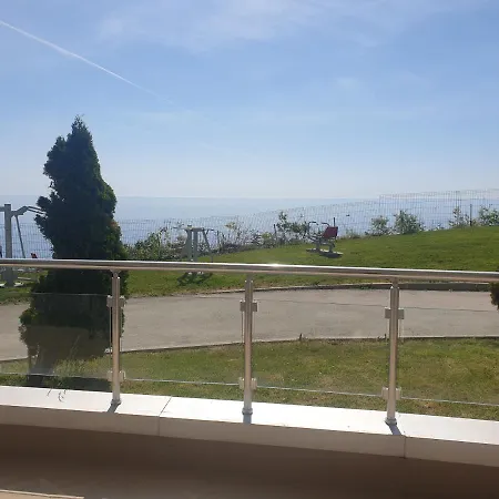 Silver Terace With Sea View For 4 Person Apartment