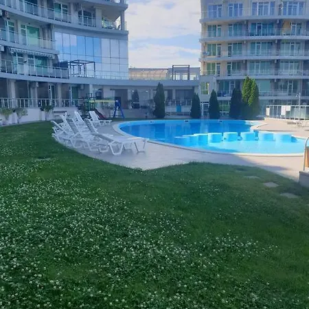 Silver Terace With Sea View For 4 Person Byala (Varna)