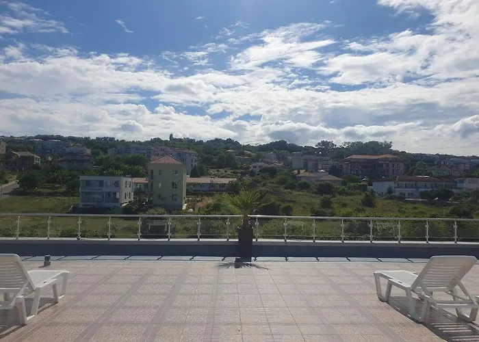 Apartment Silver Terace With Sea View For 4 Person Byala (Varna)